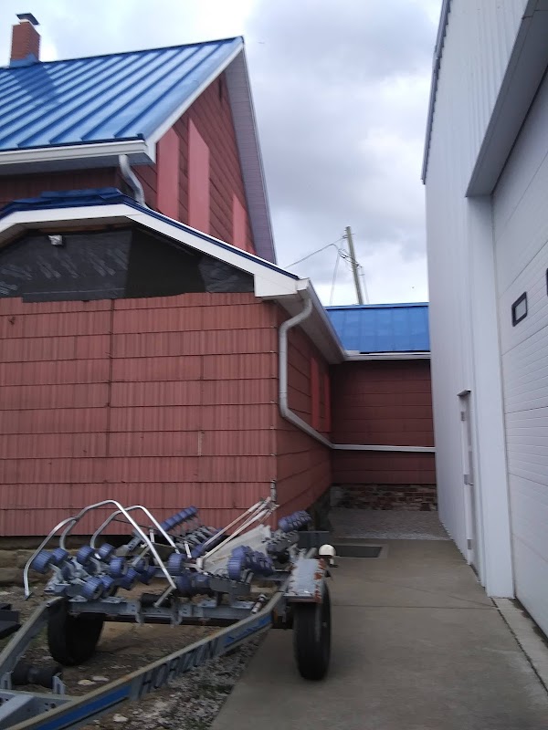Gene's Marina