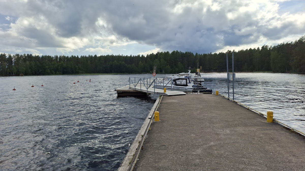 Saviniemen laituripaikat
