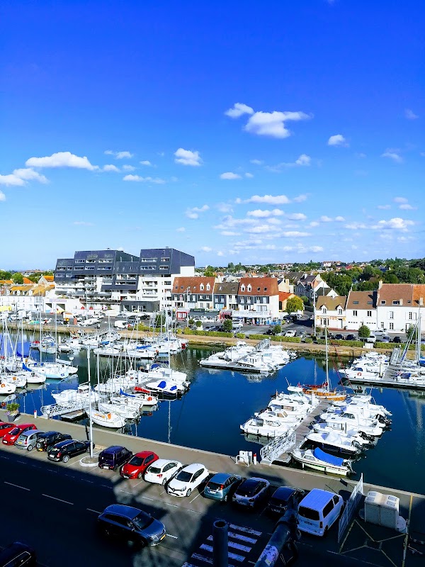 Port de Courseulles-sur-Mer