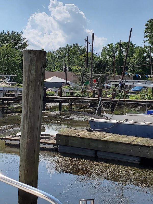 Seafarer's Yacht Club