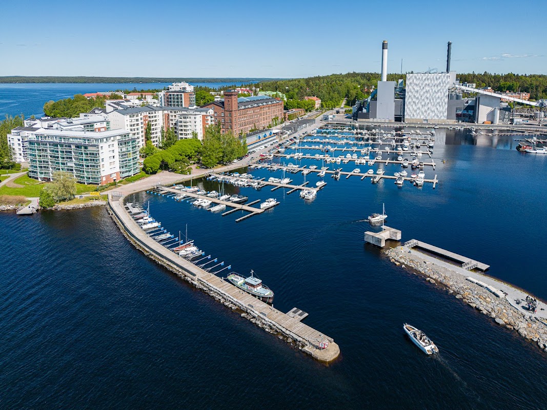 Naistenlahden satama