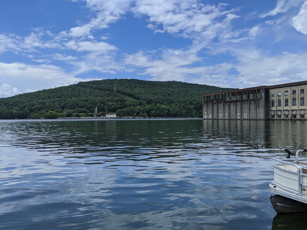 Halesford Harbor Marina