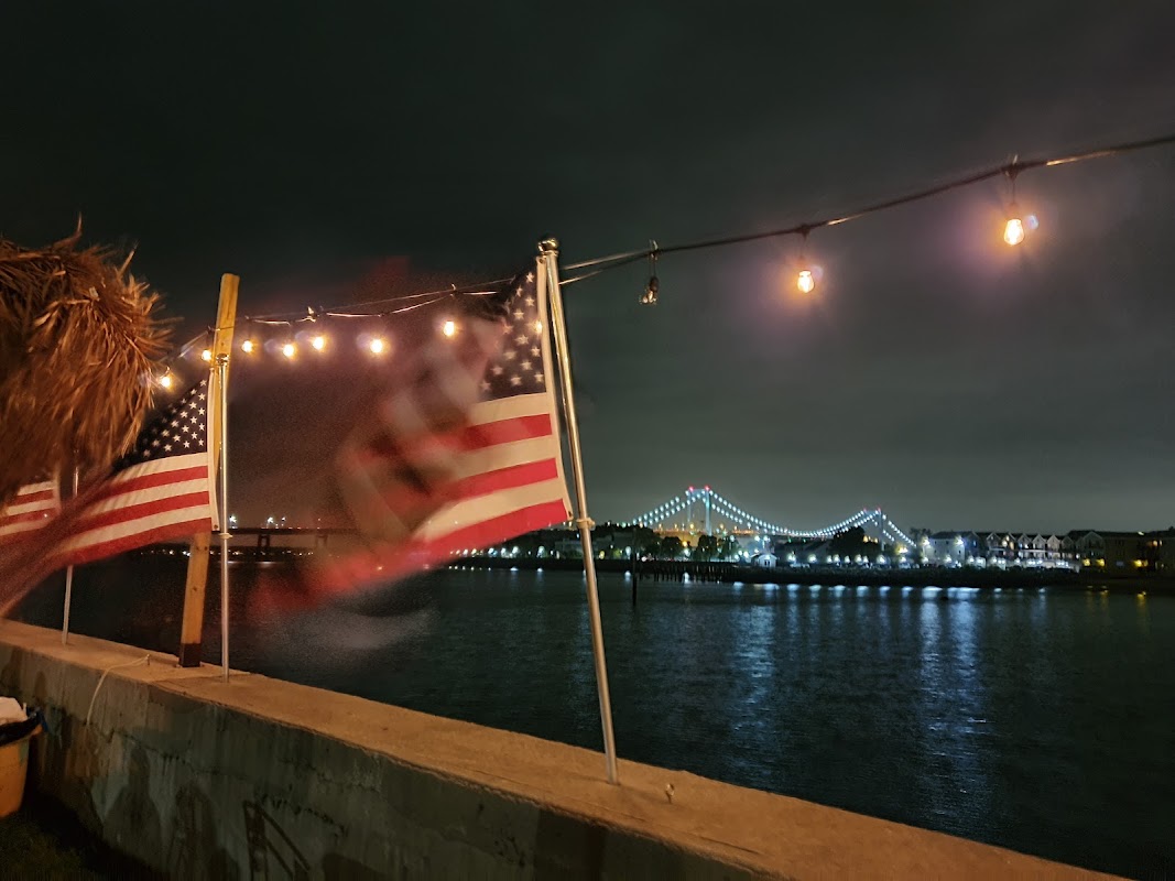 Locust Point Yacht Club