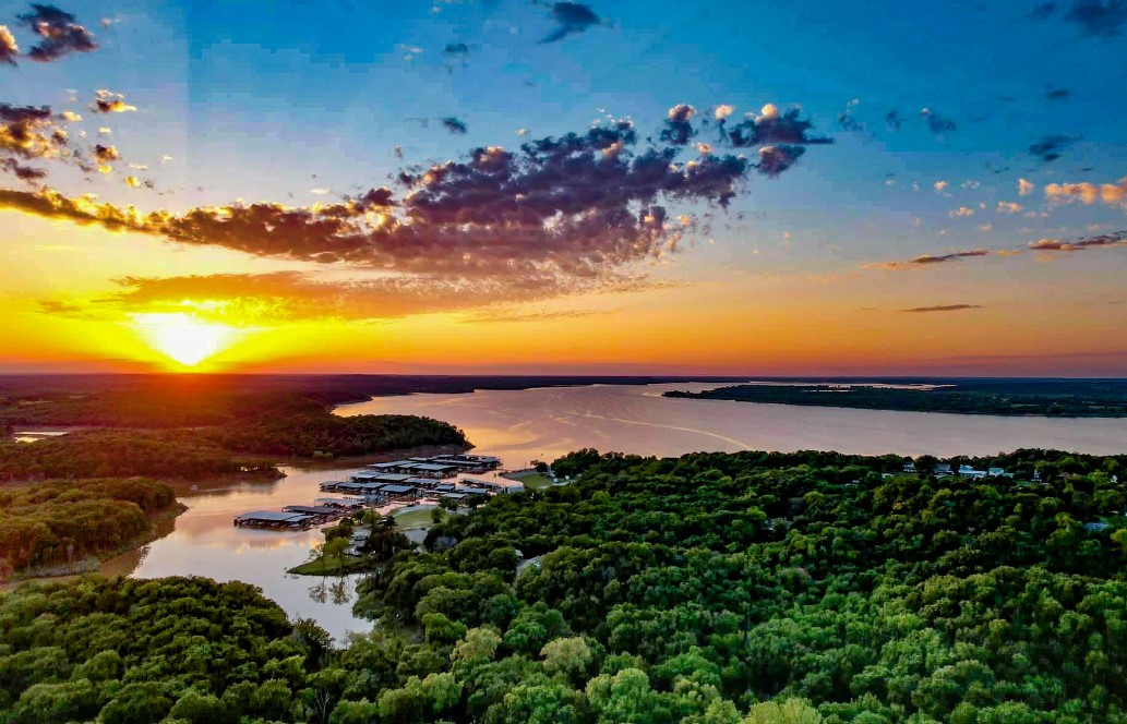 Cedar Bayou Marina at Lake Texoma