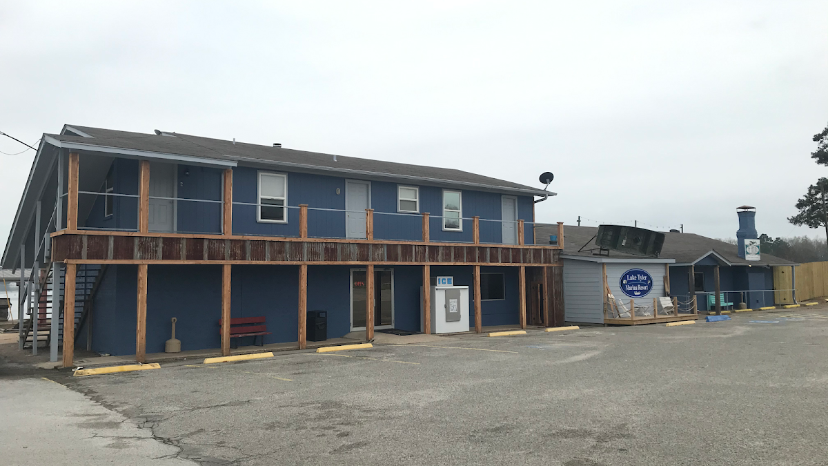 Lake Tyler Marina Resort
