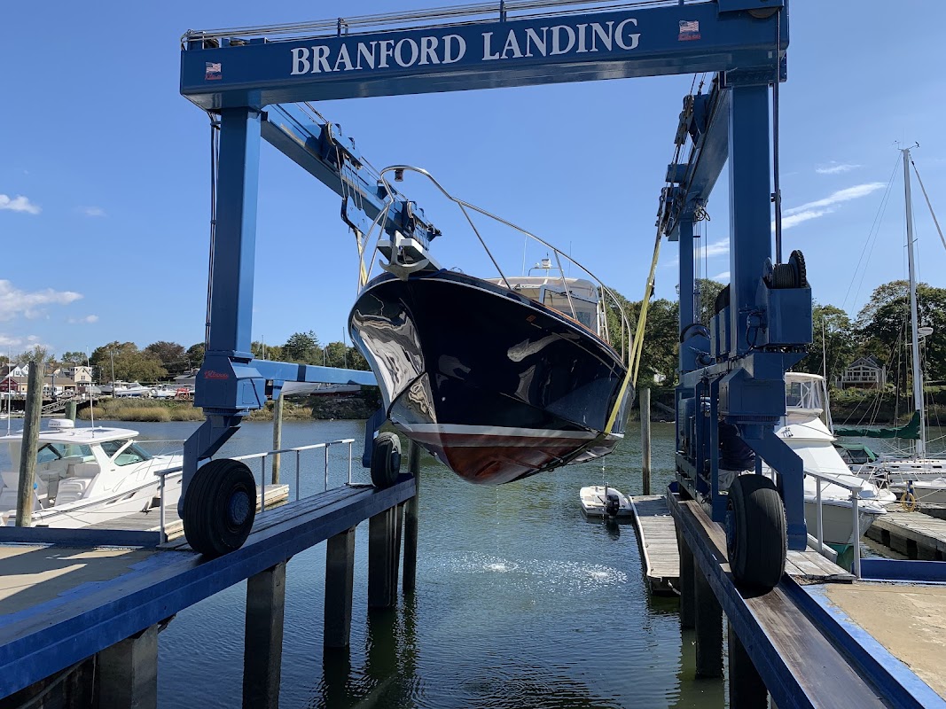 Branford River Marina CT