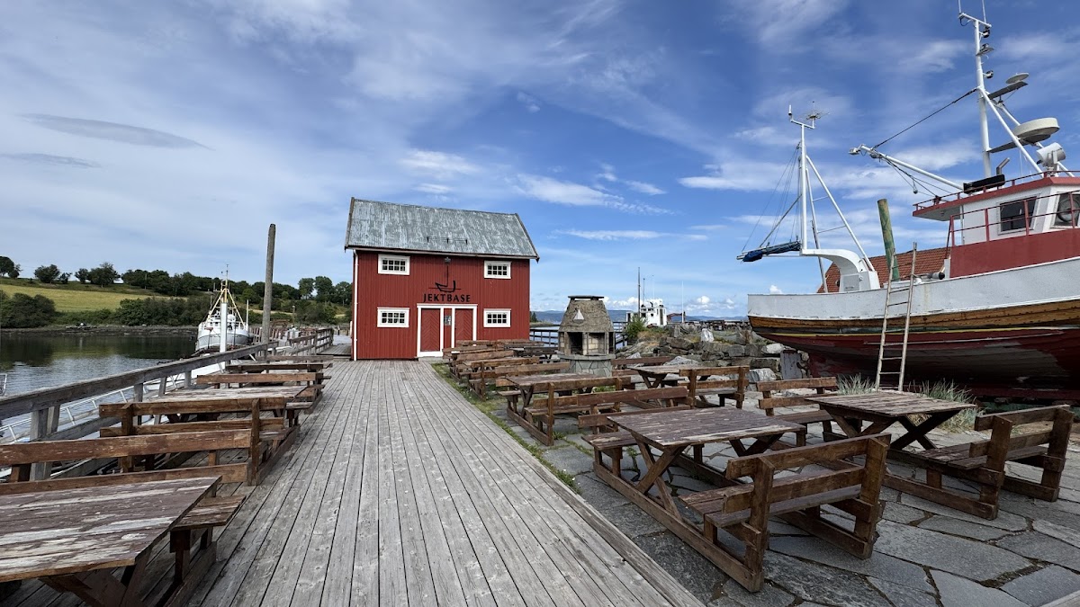 Kjerknesvågen kai