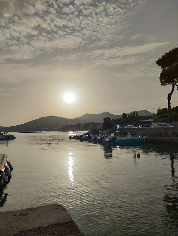 Caposele Harbour