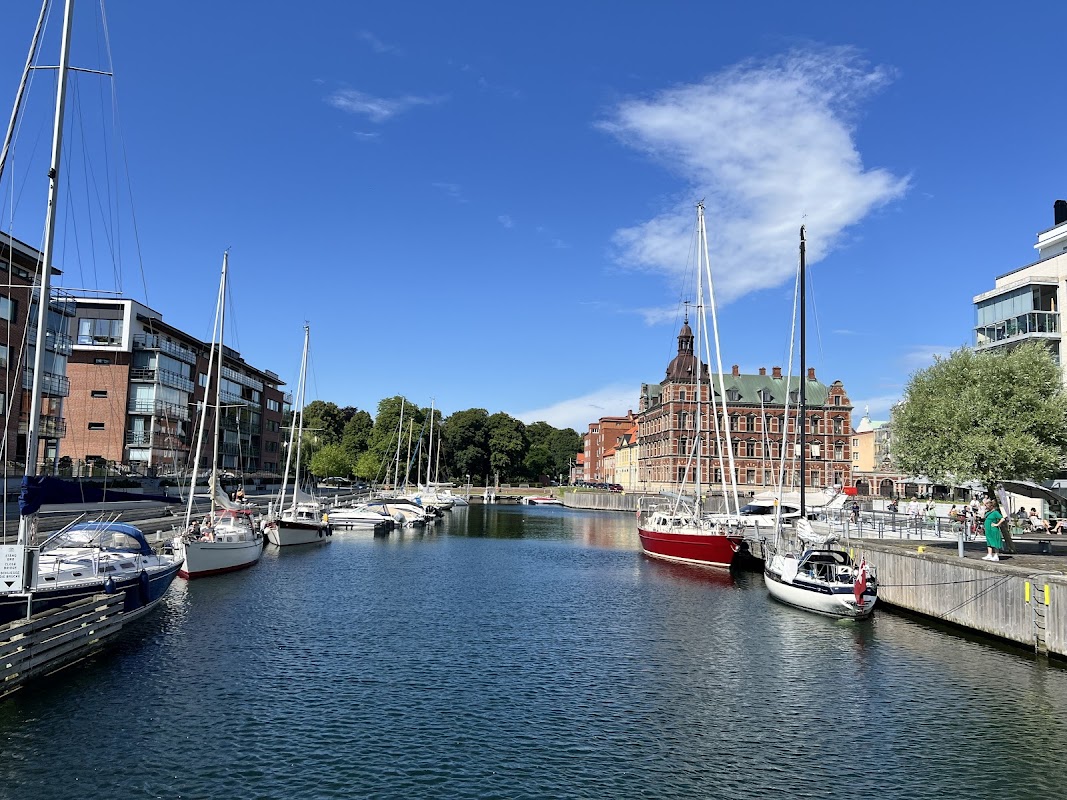 Manhemskajen