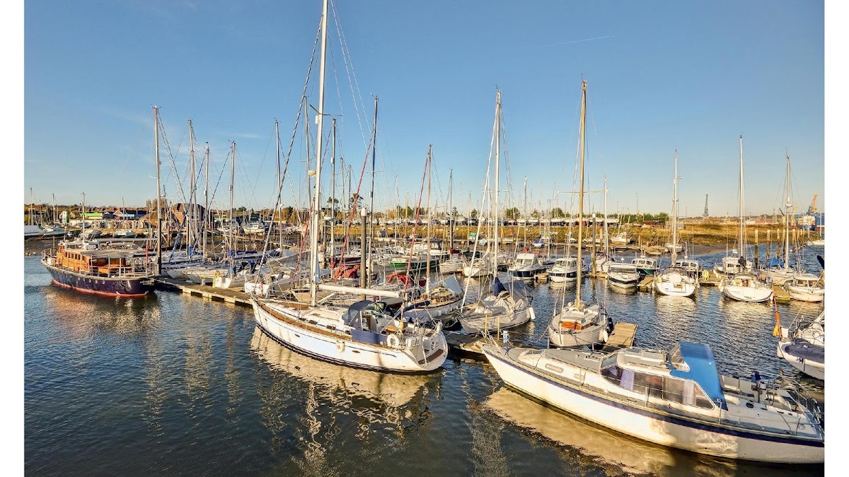 Fox's Marina