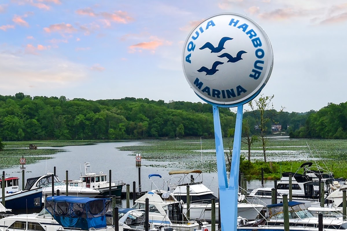 Aquia Harbour Marina