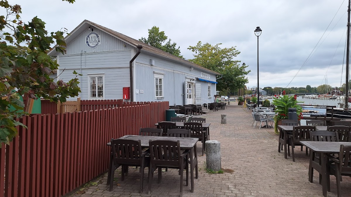 Pakkahuoneen vierasvenesatama