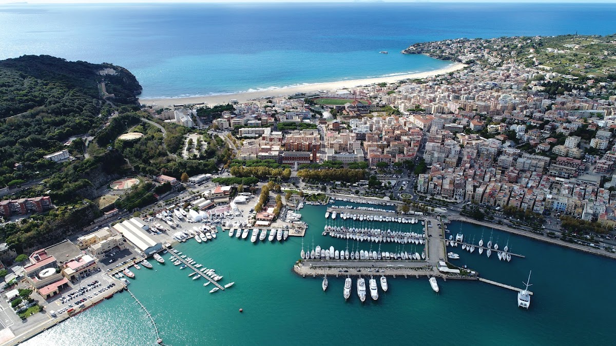 Gaeta Porto Santa Maria Small Harbour
