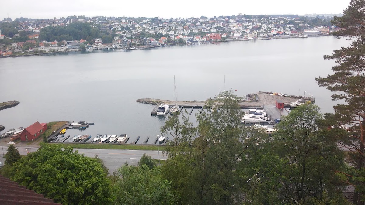 Hana båtforening, Nyhavn