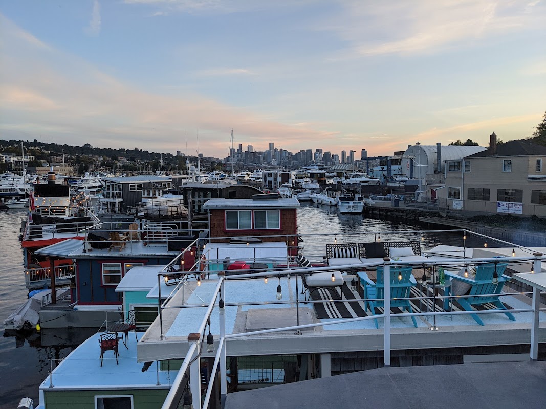 Mariners Mile Offices and Marina