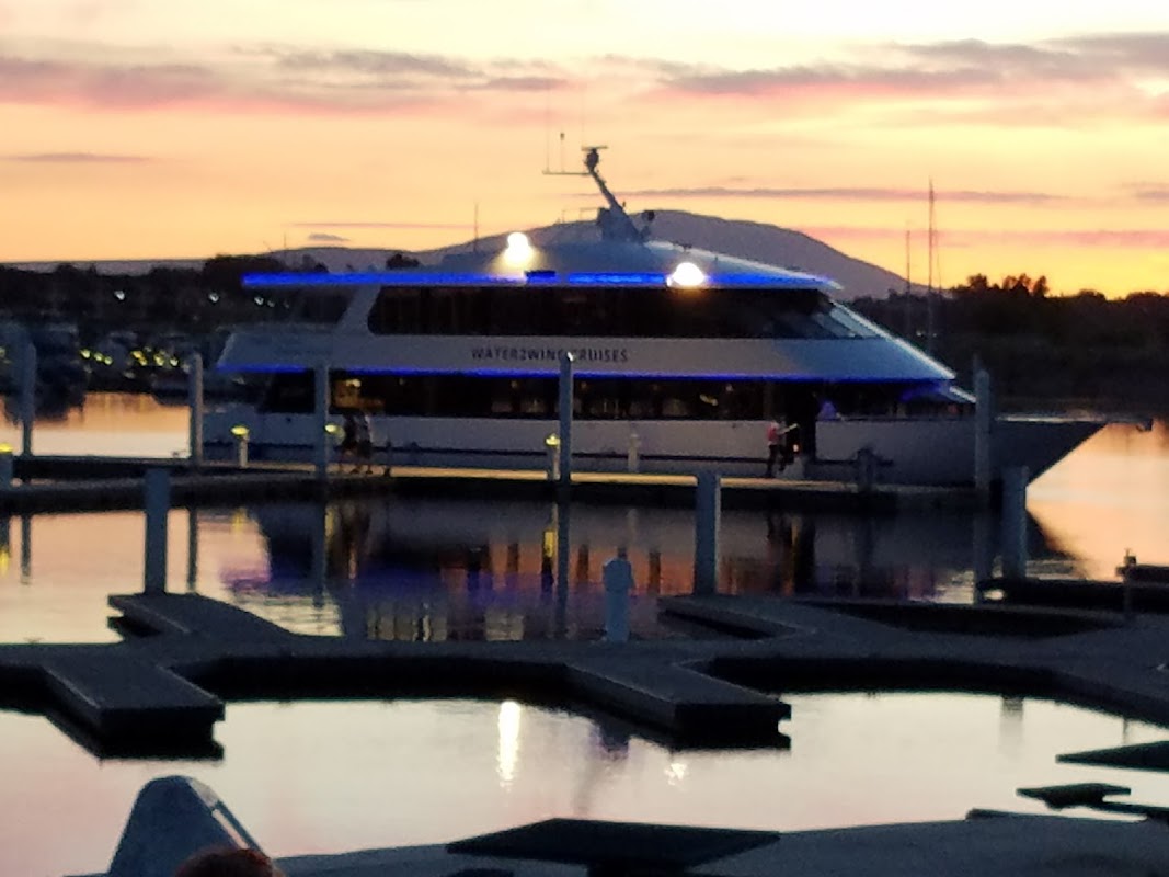Columbia Point Marina