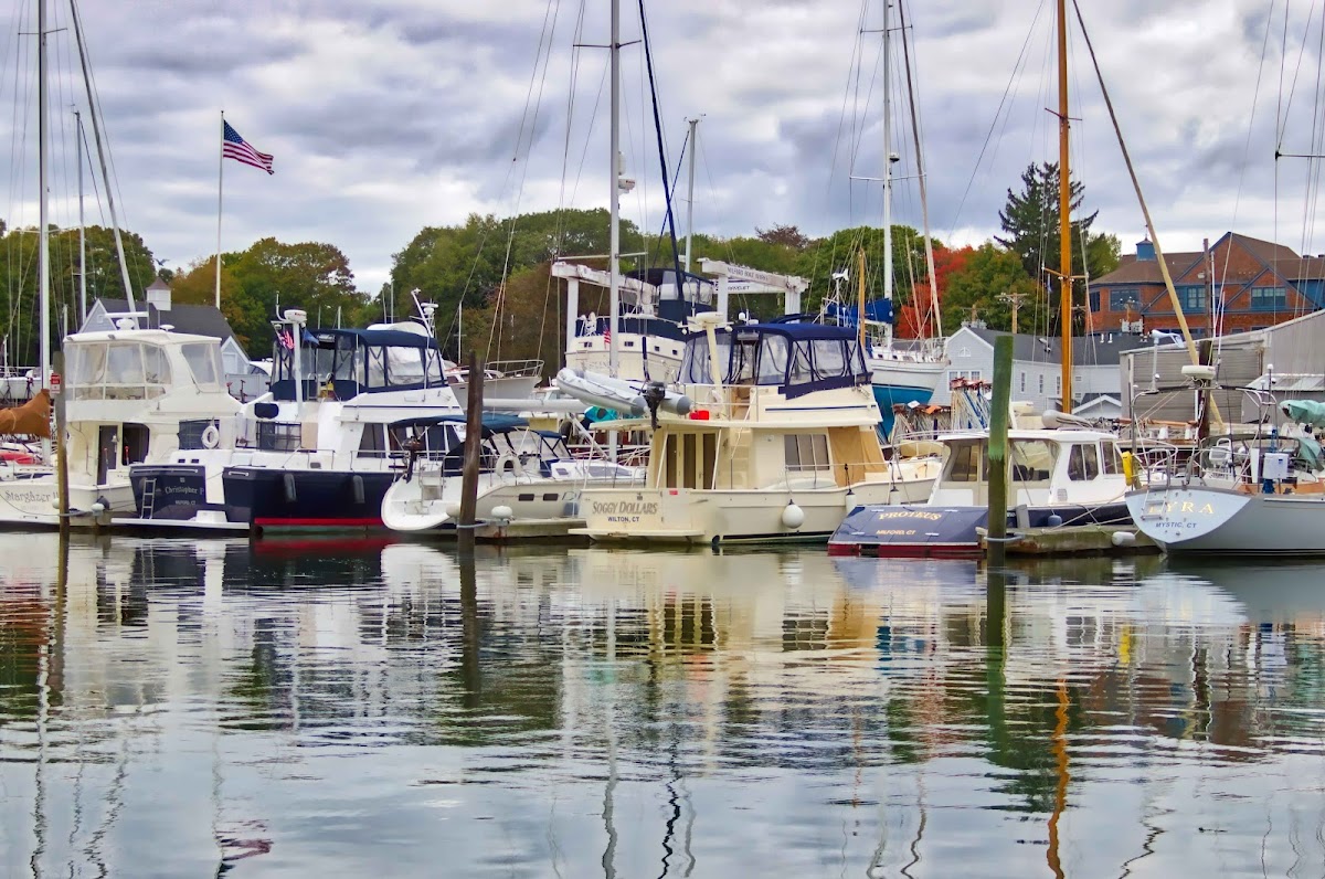 Milford Harbor Marina CT