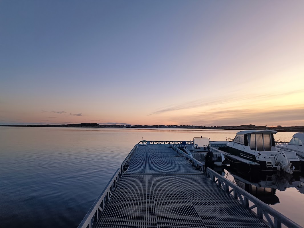 Naustneset Marina