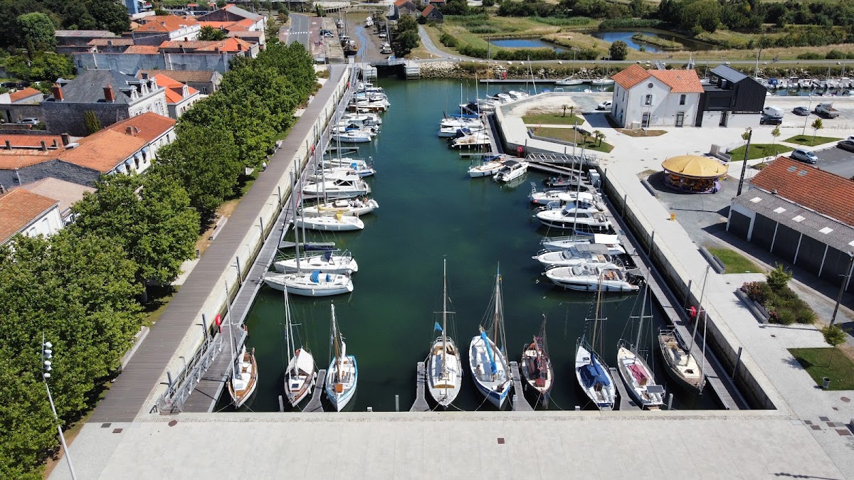 Bassin à flot de La Tremblade