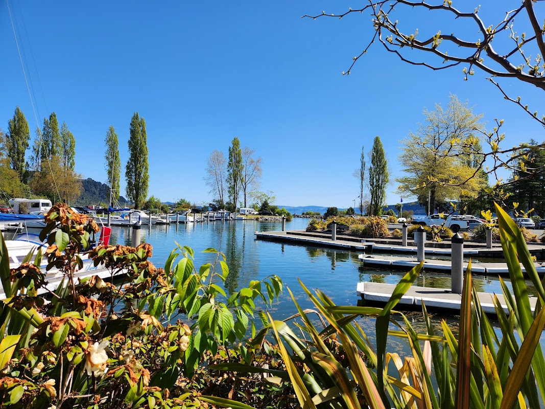 Kinloch Marina