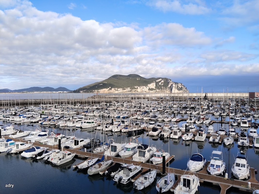 Puerto Deportivo Laredo