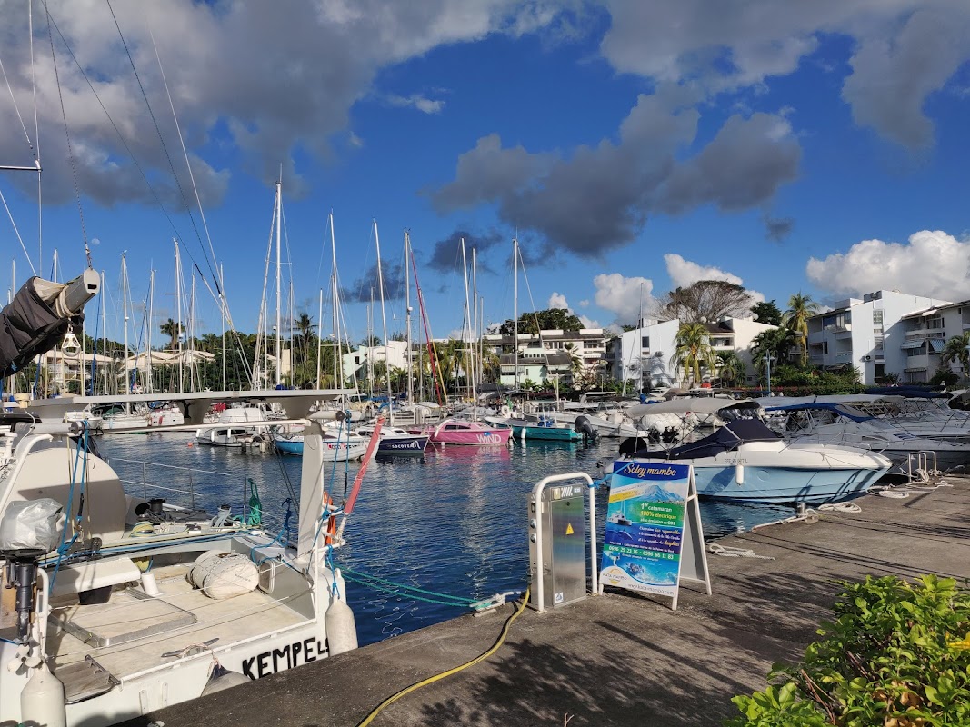 Marina Trois Îlets