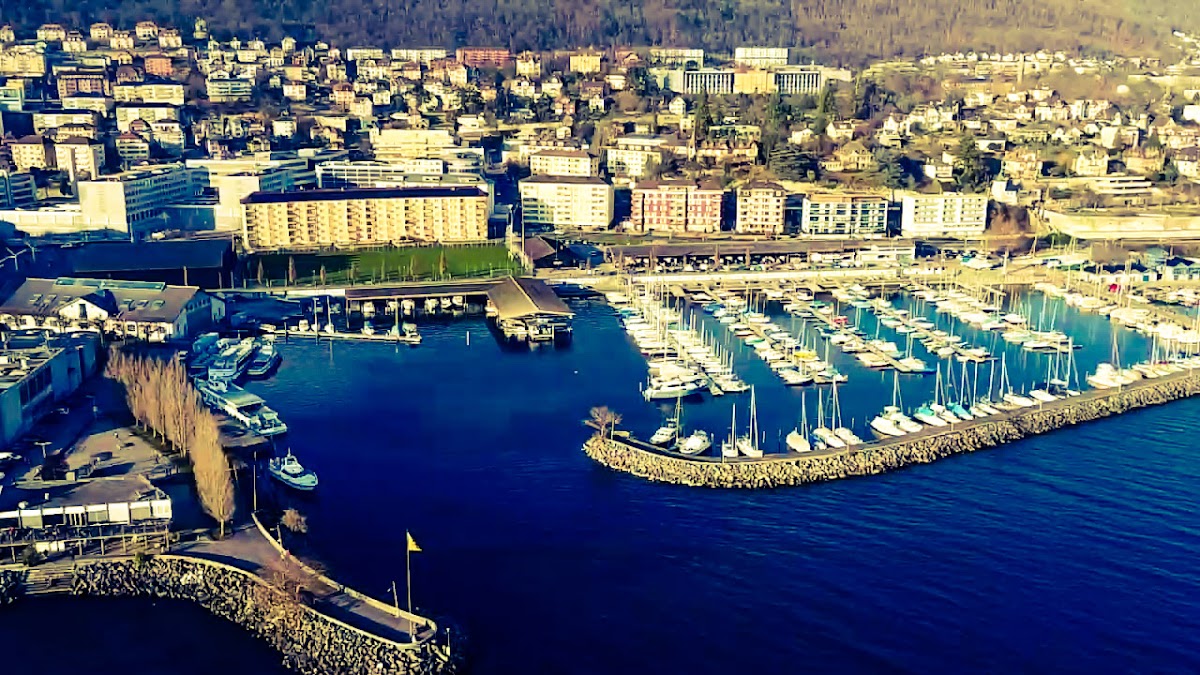 Port du Nid du Crõ