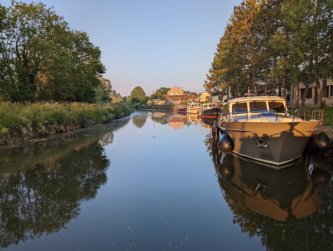 Halte Nautique d'Attigny