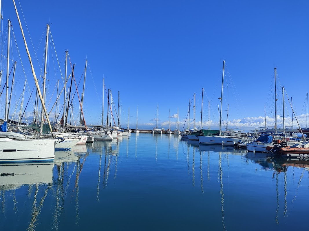 Lesvos (Mytilene) Marina