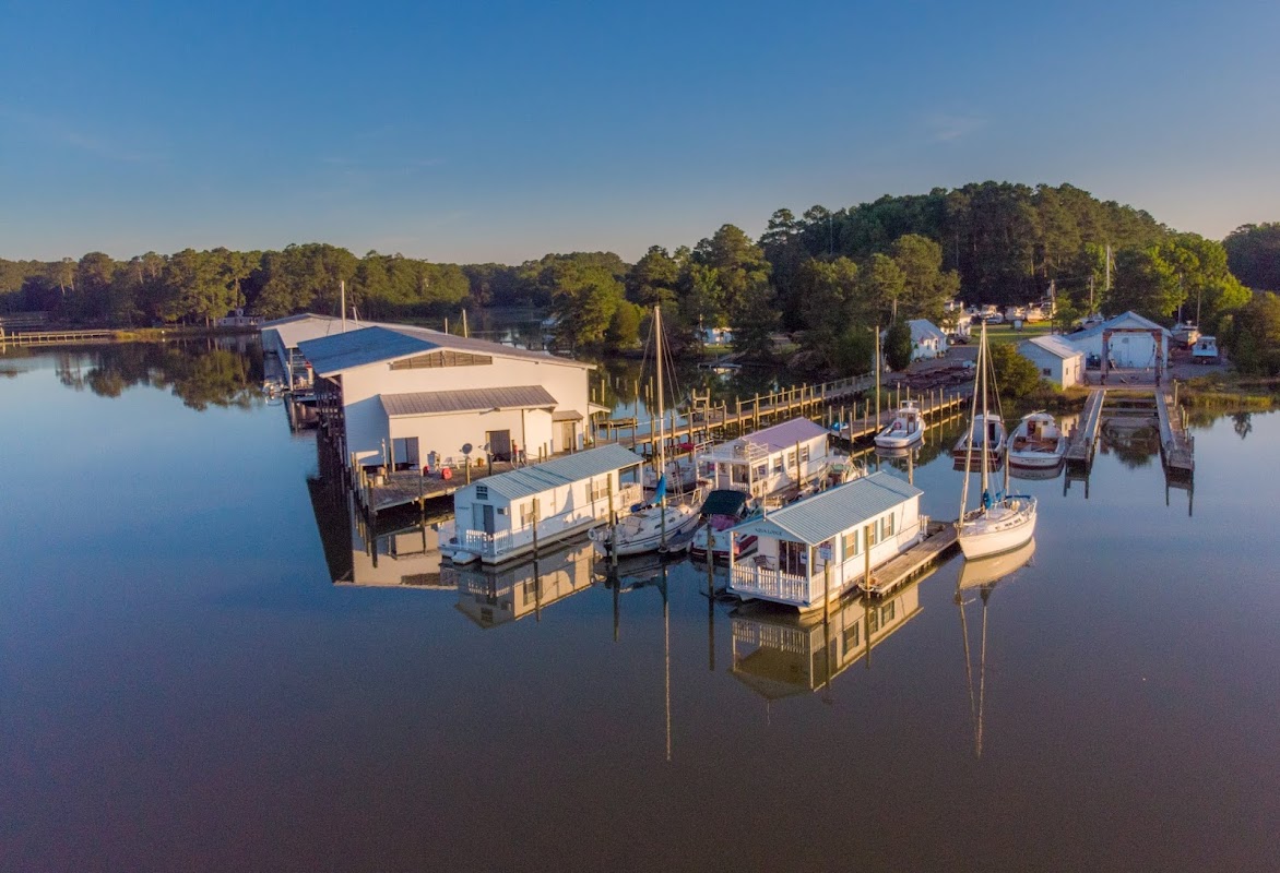 Hudgins Horn Harbor Marina