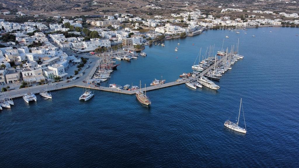 Milos Marina
