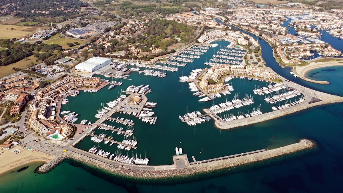 Marina du domaine de Pierrelongue