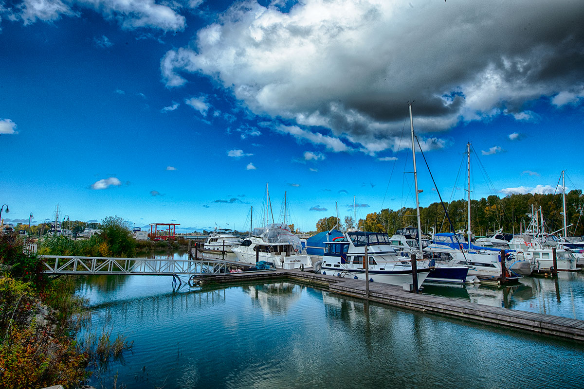 Captains Cove Marina