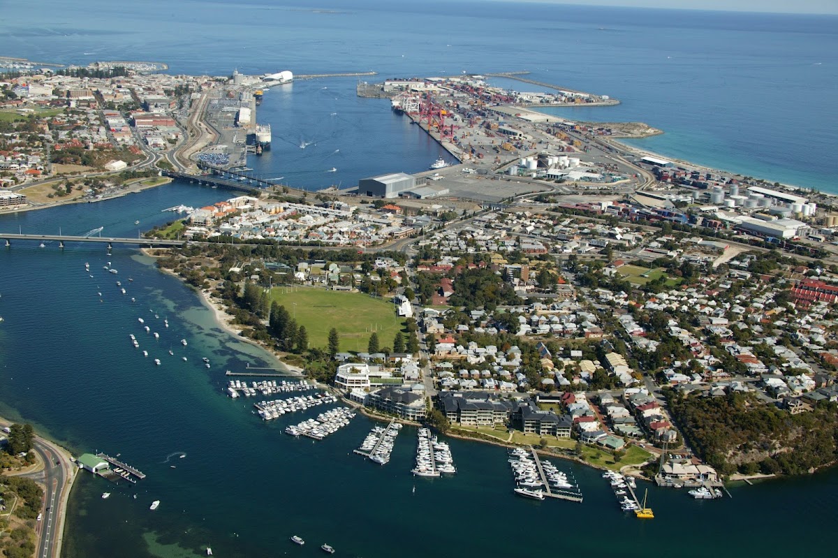 Pier 26 Marina