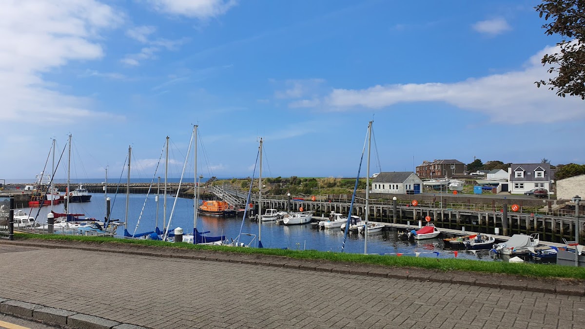 Girvan Marina
