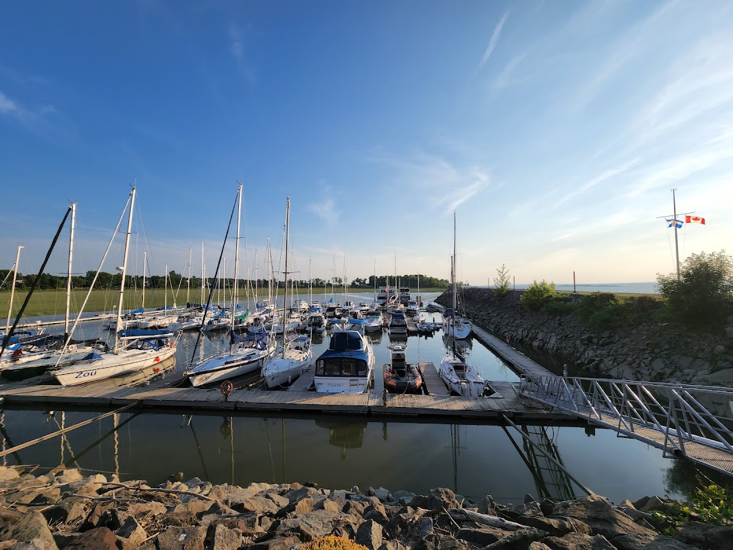Marina Berthier Sur Mer