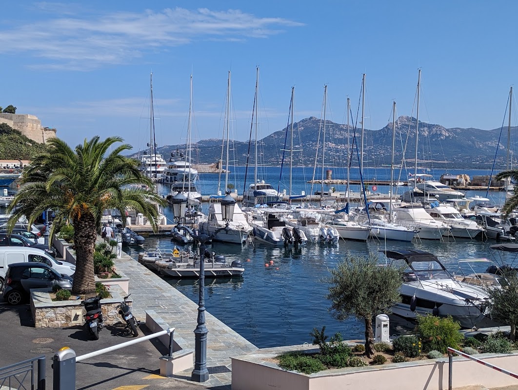 Port de Calvi