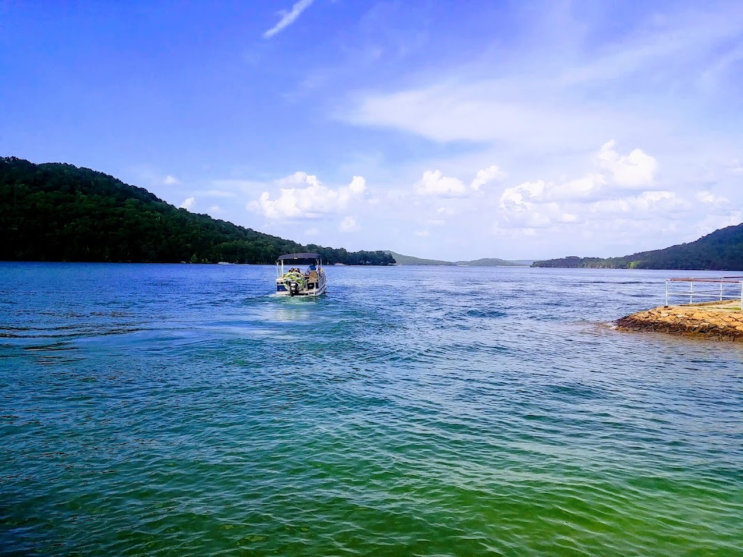 Beaver Lake Marina Arkansas