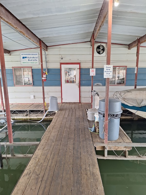 Melvern Lake Marina