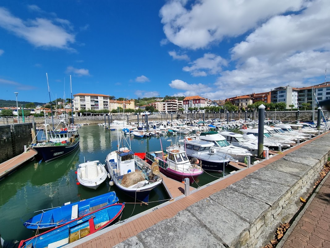 Puerto Deportivo de Plentzia