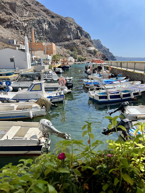 Santorini Marina Athinios