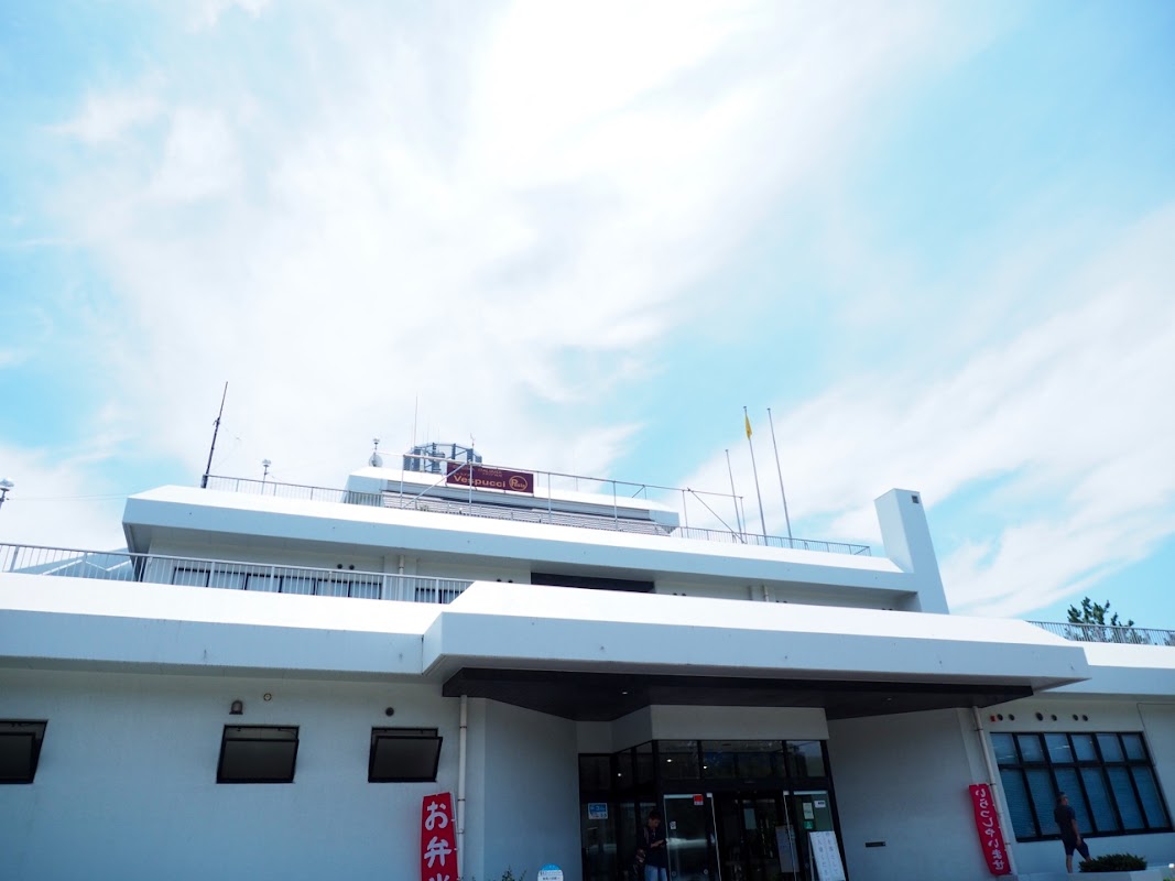 稲毛ヨットハーバー