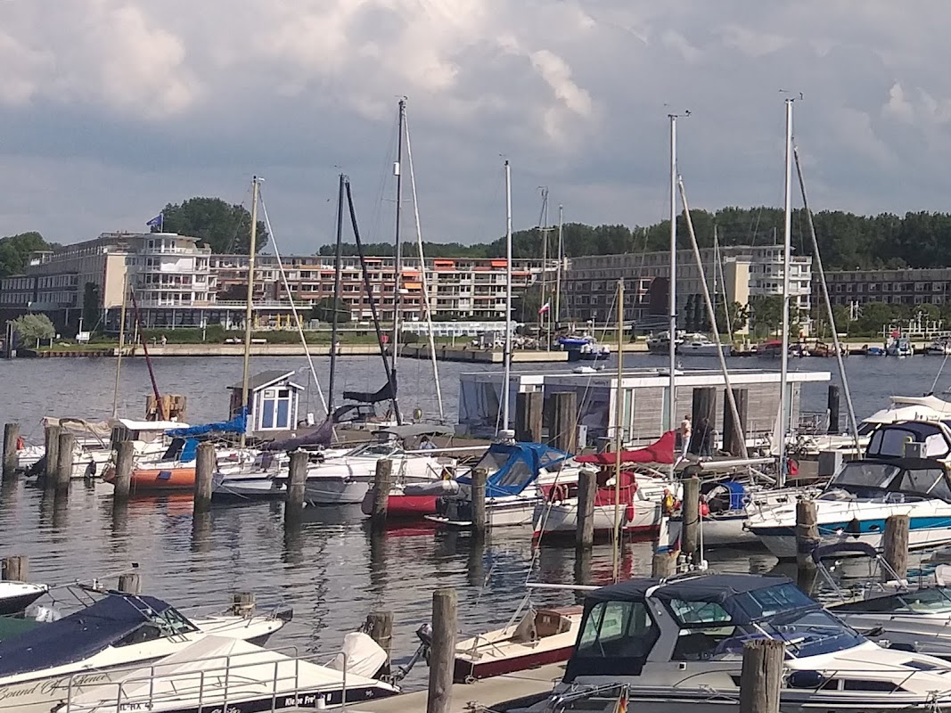 Yachthafen Sonnenbrücke