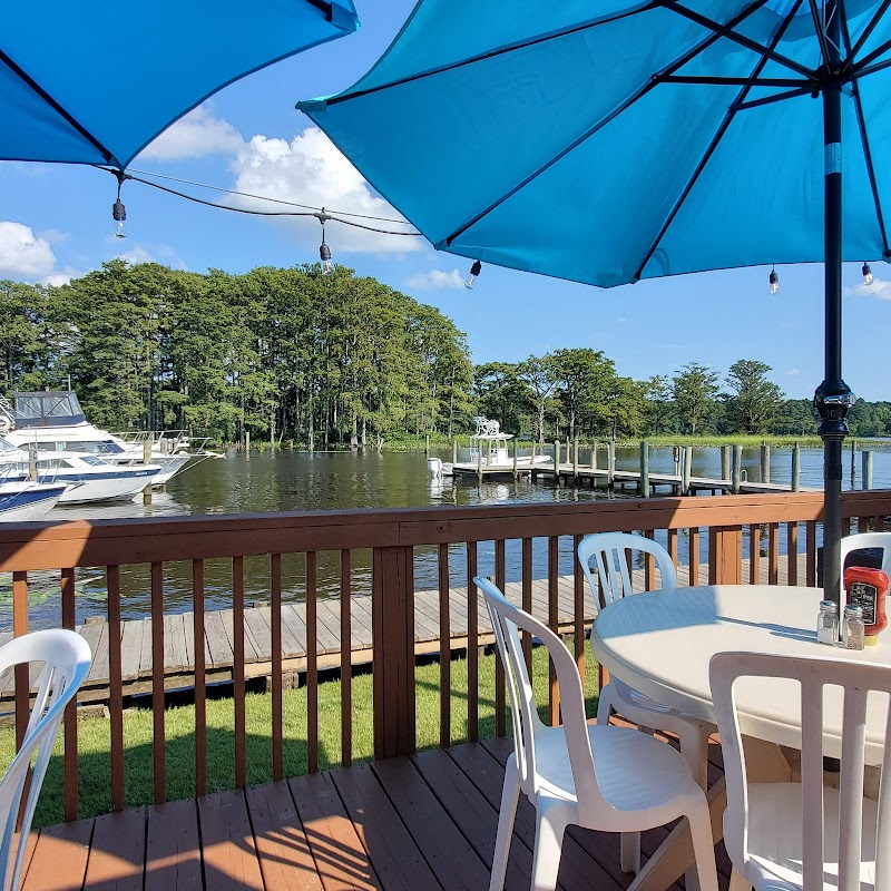 Colonial Harbor Marina