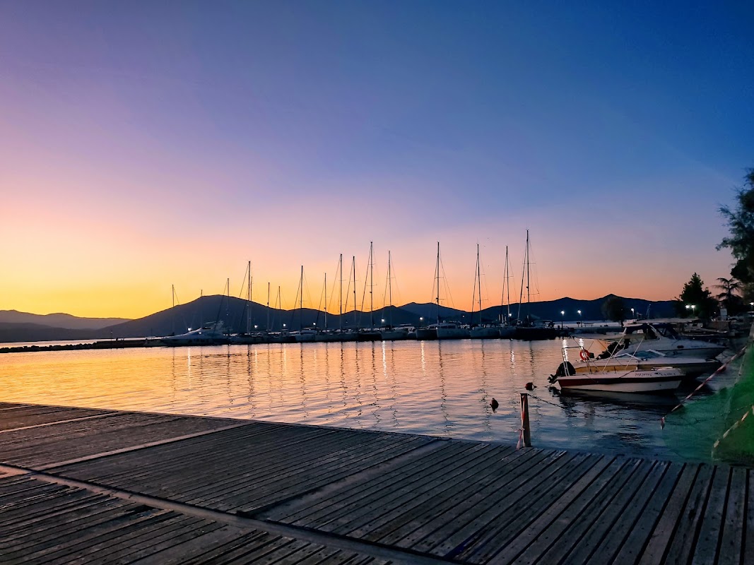 Edipsos Marina Evia 2