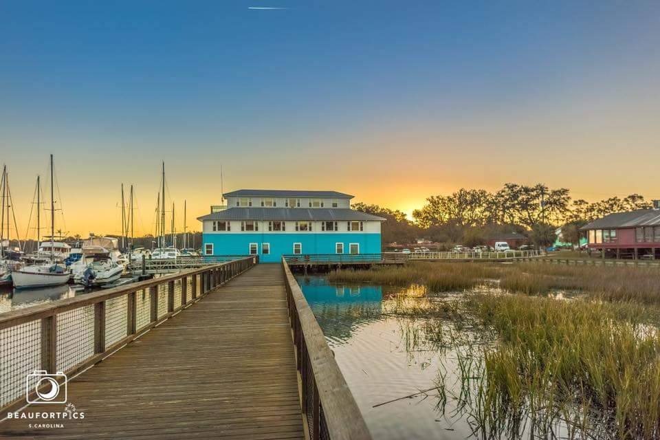 Ladys Island Marina