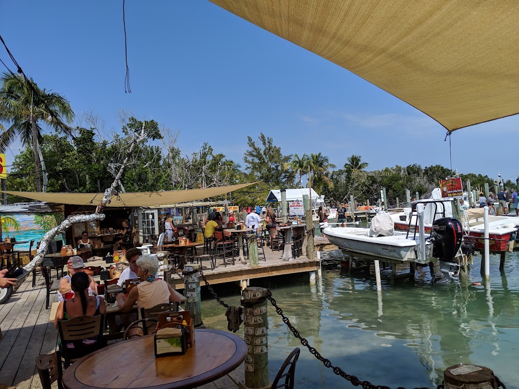 Grand Mariner Restaurant & Marina