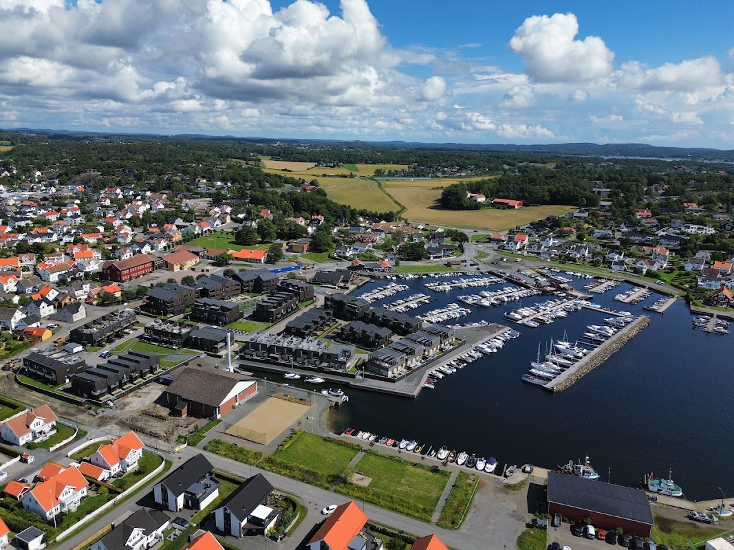 Helgeroa Småbåthavn