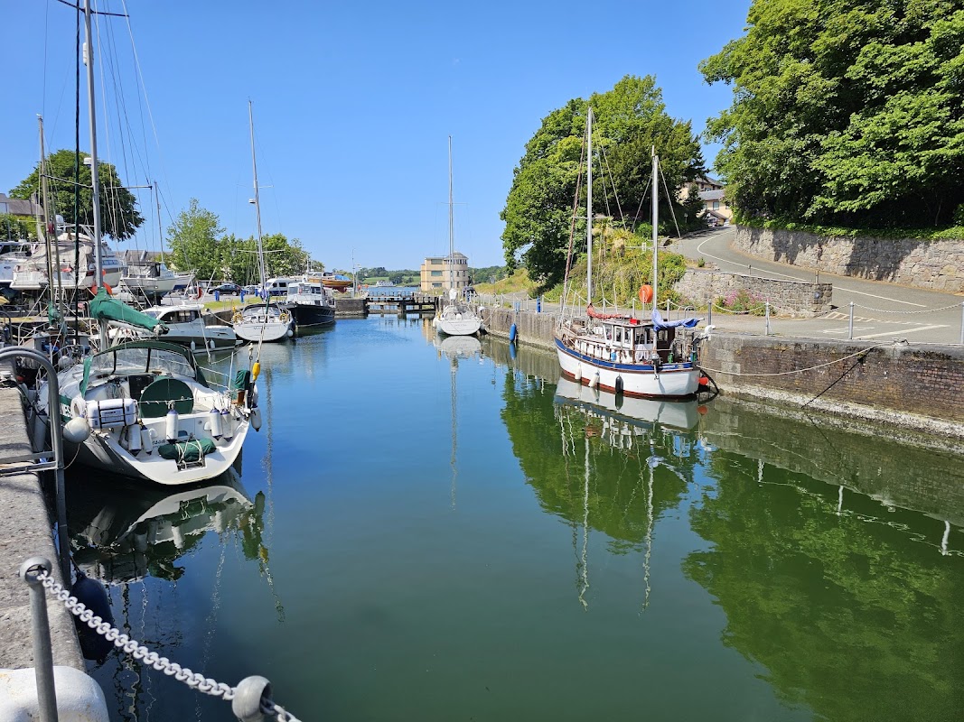 Port Dinorwic Marina