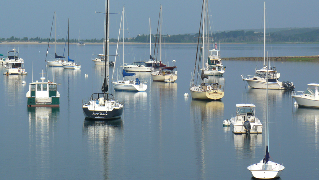 Kingman's Yacht Center